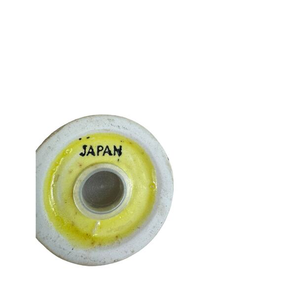 Vintage Squirrel Skunk & Beehive Glazed Ceramic Salt & Pepper Shakers Japan - Picture 5 of 7